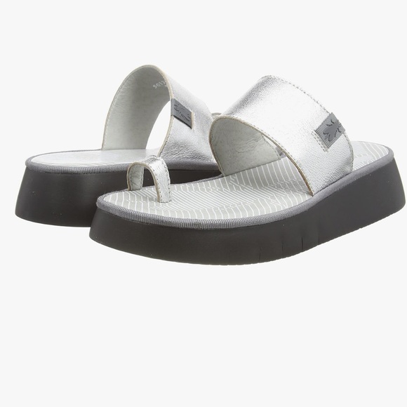 FLY LONDON CHEV PLATFORM TOE RING SANDALS SILVER 40 9-9.5 - Picture 1 of 15